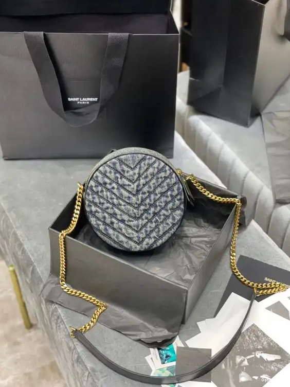 ROUND VINYLE BAG CAMERA YSL 0625